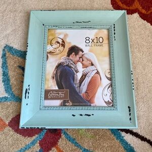 8 x 10 Wall Frame - Never Used - Super Cute!